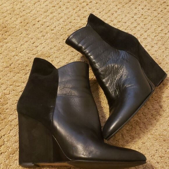 -Hugo Boss made in Italy wedge leather Ladies booties size 36 US6 - Picture 1 of 11